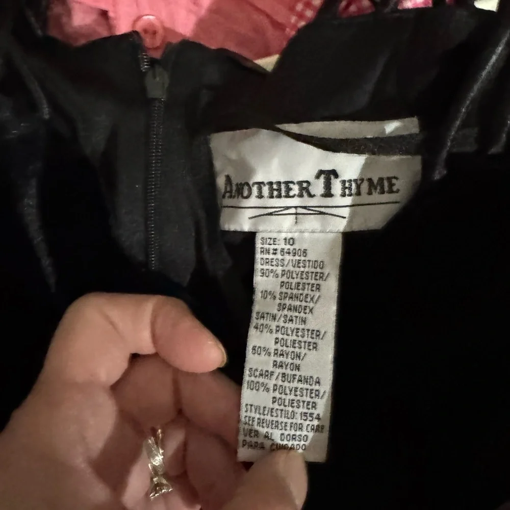 Vintage Chic Black Velvet Maxi Dress w Sheer the Shoulder Scarf. AlmostThyme - Picture 6 of 7